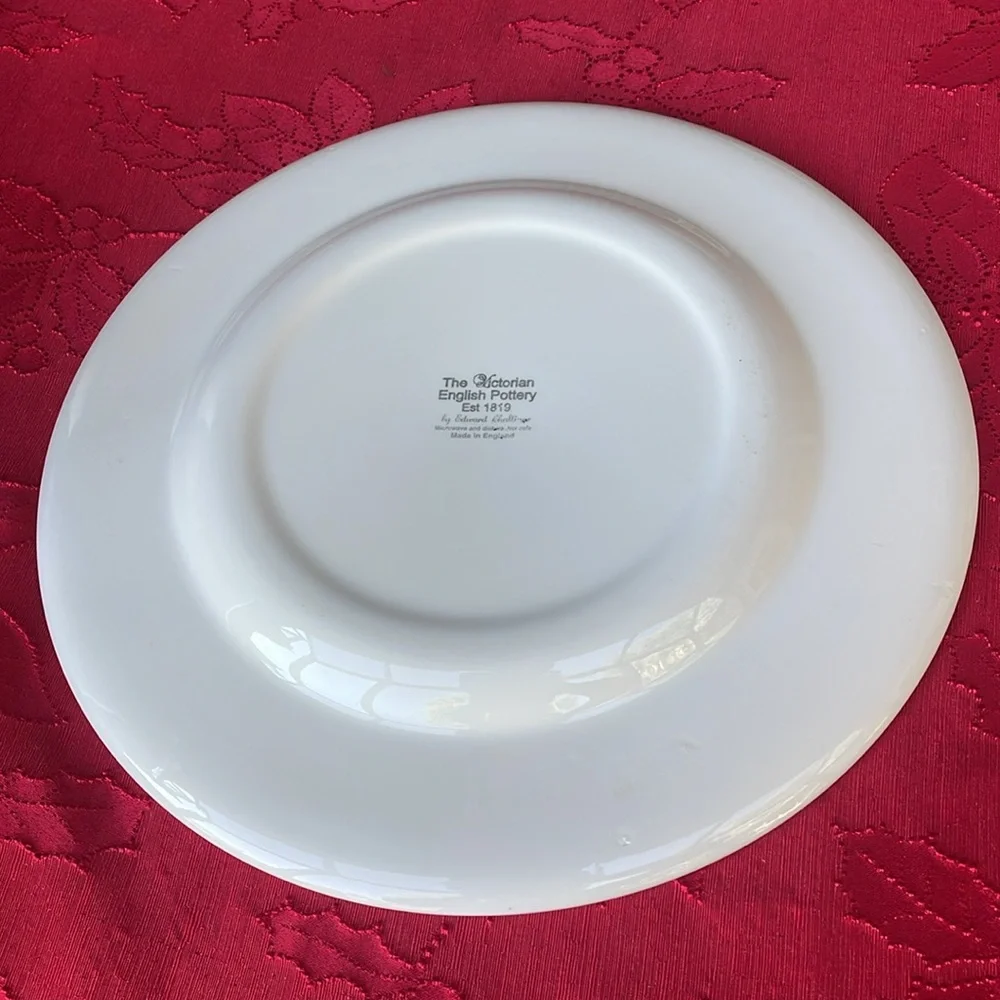 Rare Crow platter , the Victorian English pottery by Edward Challinor, England